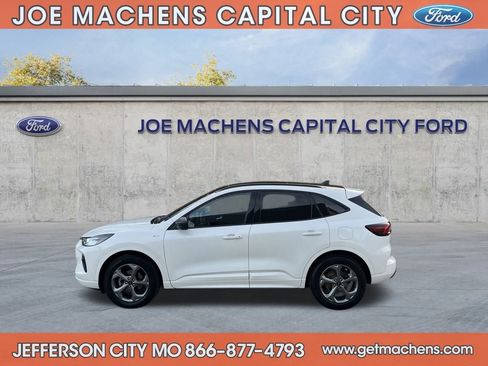 Certified 2024 Ford Escape ST-Line w/ Tech Pack #1 image 4