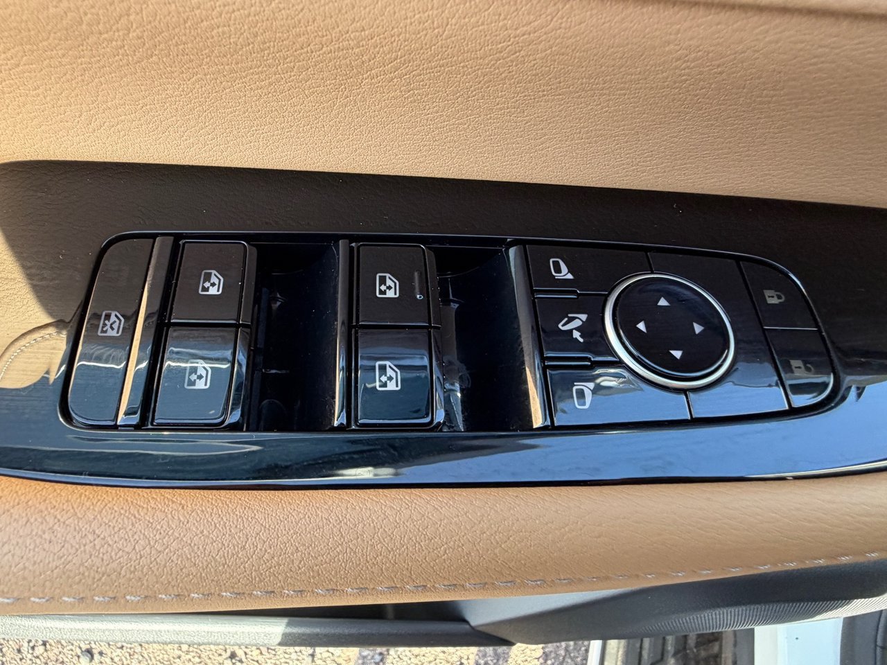 New 2027 INFINITI QX80 Luxe RWD image 16