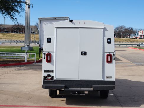 New 2025 Chevrolet Express 3500 w/ Power Convenience Package image 12