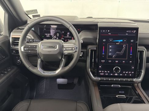 New 2026 GMC Yukon XL Denali w/ Sun & Power Step Package AWD/4WD image 16