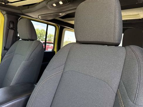 Used 2024 Jeep Wrangler Unlimited Sport AWD/4WD image 23