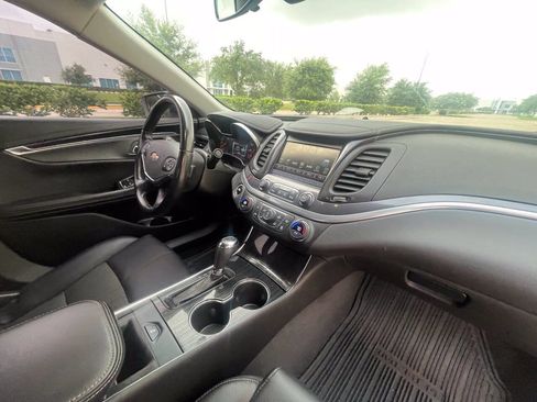 Used 2020 Chevrolet Impala LT FWD image 20