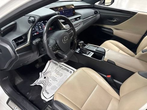 Used 2021 Lexus ES 250 w/ Premium Package AWD/4WD image 16