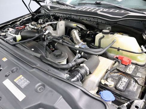 Used 2020 Ford F450 Platinum w/ FX4 Off-Road Package AWD/4WD image 23