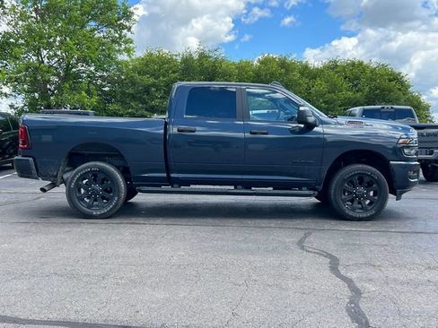 Used 2025 RAM 2500 Big Horn AWD/4WD image 45