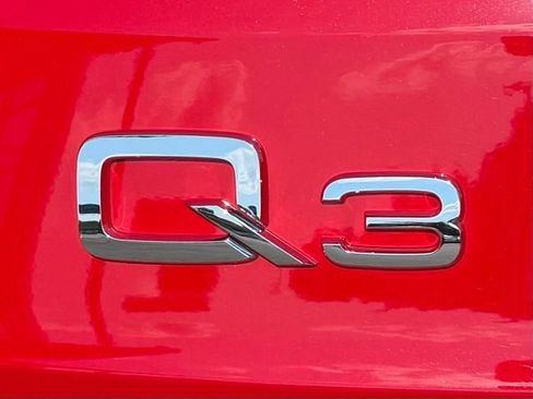 Used 2025 Audi Q3 2.0T Premium AWD/4WD image 9