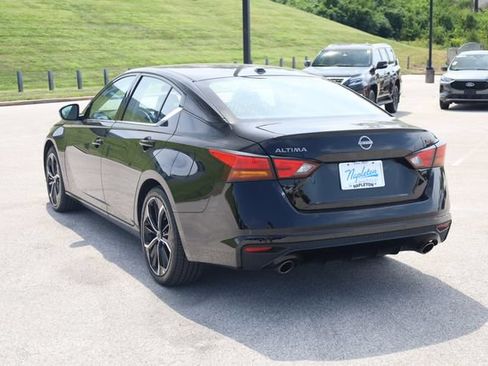 Used 2025 Nissan Altima 2.5 SR FWD image 7