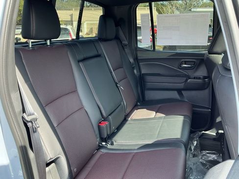 New 2026 Honda Ridgeline Black Edition image 19