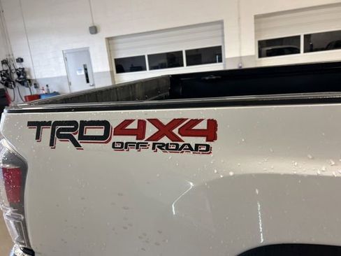Used 2021 Toyota Tacoma TRD Off-Road AWD/4WD image 5