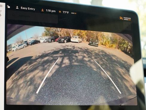 Used 2021 Tesla Model Y Long Range image 21