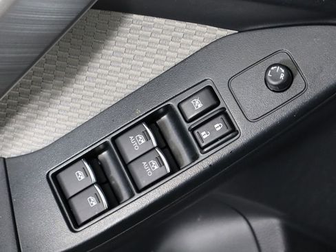 Used 2017 Subaru Forester 2.5i w/ Alloy Wheel Package image 22