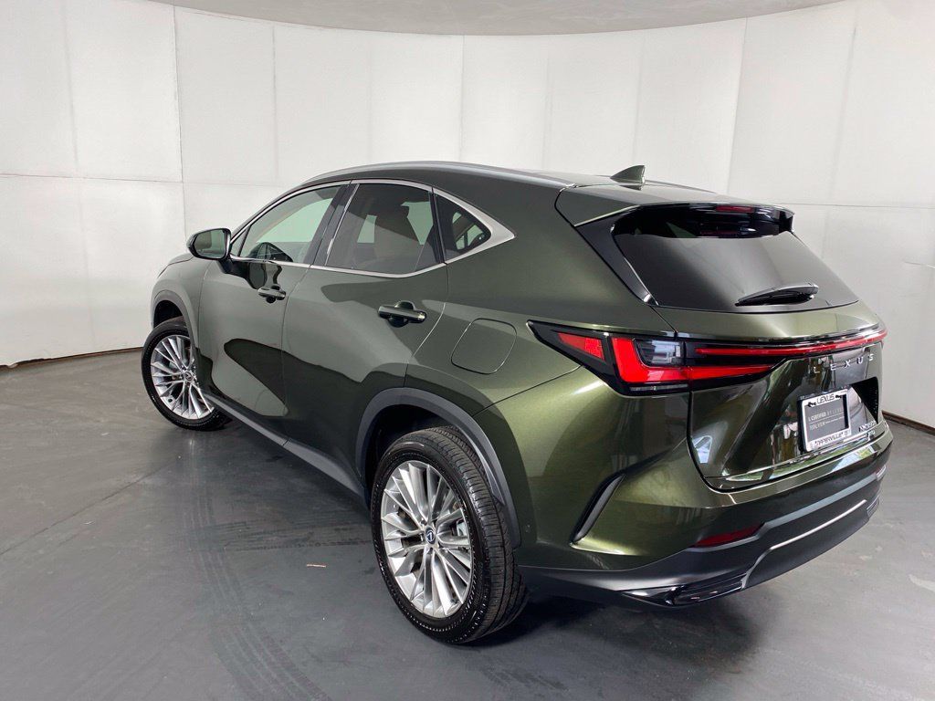 Used 2024 Lexus NX 350h AWD w/ Vision Package image 11