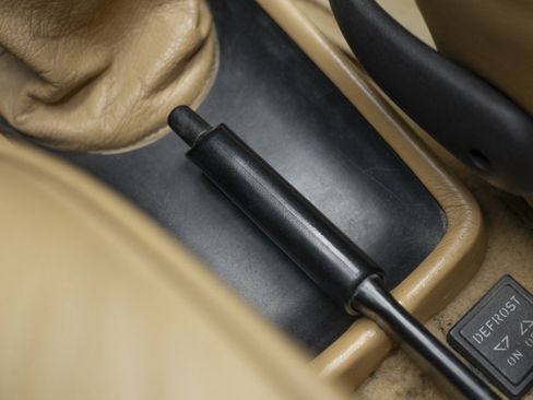 Used 1987 Porsche 911 Carrera image 16