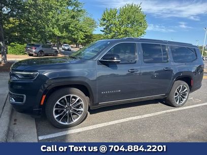 Used 2023 Jeep Wagoneer L Series III w/ Premium Group I