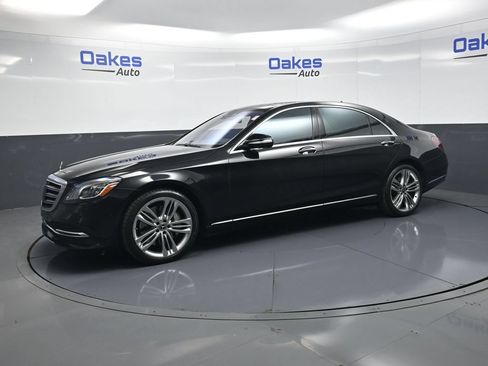 Used 2018 Mercedes-Benz S 560 4MATIC Sedan image 5