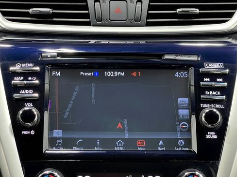 Used 2018 Nissan Murano SV w/ Premium Package AWD/4WD image 11