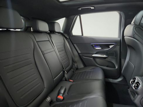 Used 2026 Mercedes-Benz GLC 300 4MATIC image 21