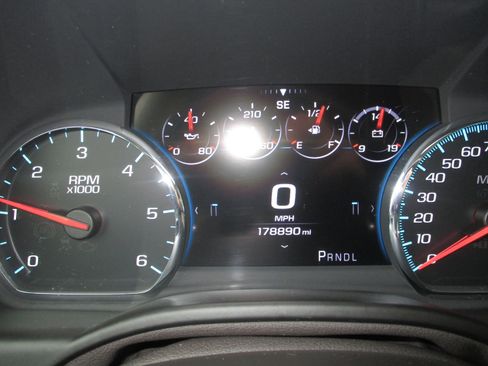 Used 2017 Chevrolet Tahoe Premier image 31