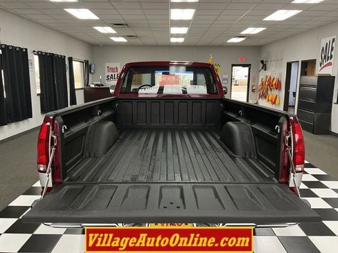 Used 1988 Chevrolet Silverado 1500 2WD Regular Cab image 24