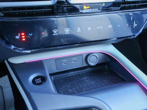 New 2026 Nissan Sentra SL image 13