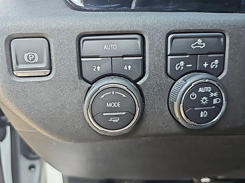 Certified 2023 Chevrolet Silverado 1500 RST image 16