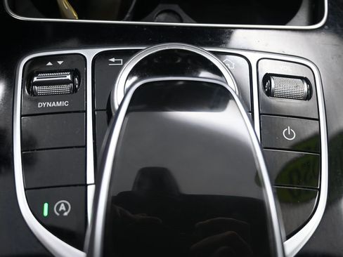 Used 2020 Mercedes-Benz C 300 4MATIC Sedan image 22