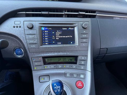 Used 2013 Toyota Prius Two FWD image 27