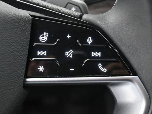 Used 2025 Audi Q5 Premium w/ Convenience Package AWD/4WD image 17