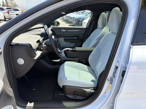 Used 2025 Volvo EX30 Ultra AWD/4WD image 17