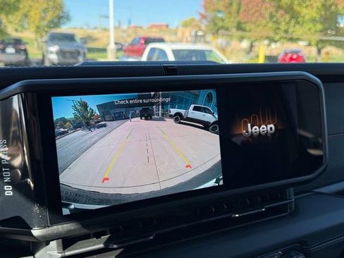 New 2025 Jeep Wrangler Unlimited Rubicon image 19