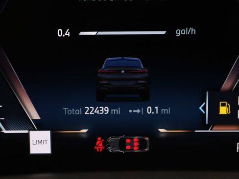 Used 2024 BMW X6 xDrive40i w/ Premium Package image 13