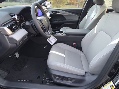 New 2026 Toyota Camry SE image 24