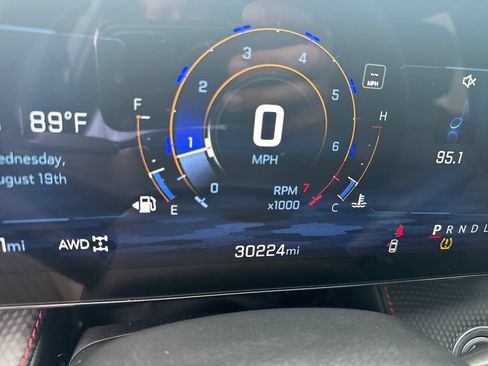Used 2025 Chevrolet Equinox RS w/ Safety and Technology Package AWD/4WD image 20