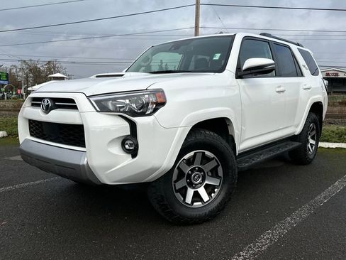 Used 2023 Toyota 4Runner TRD Off-Road Premium AWD/4WD image 1