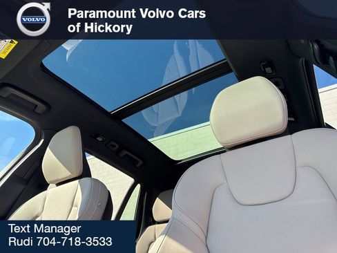 New 2026 Volvo XC90 B6 Plus w/ Protection Package Premier image 39
