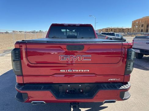 Used 2022 GMC Sierra 1500 AT4 w/ AT4 Premium Package image 5