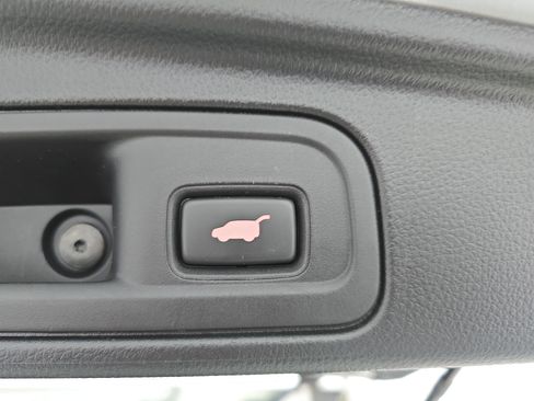 Used 2022 Honda Pilot TrailSport image 14