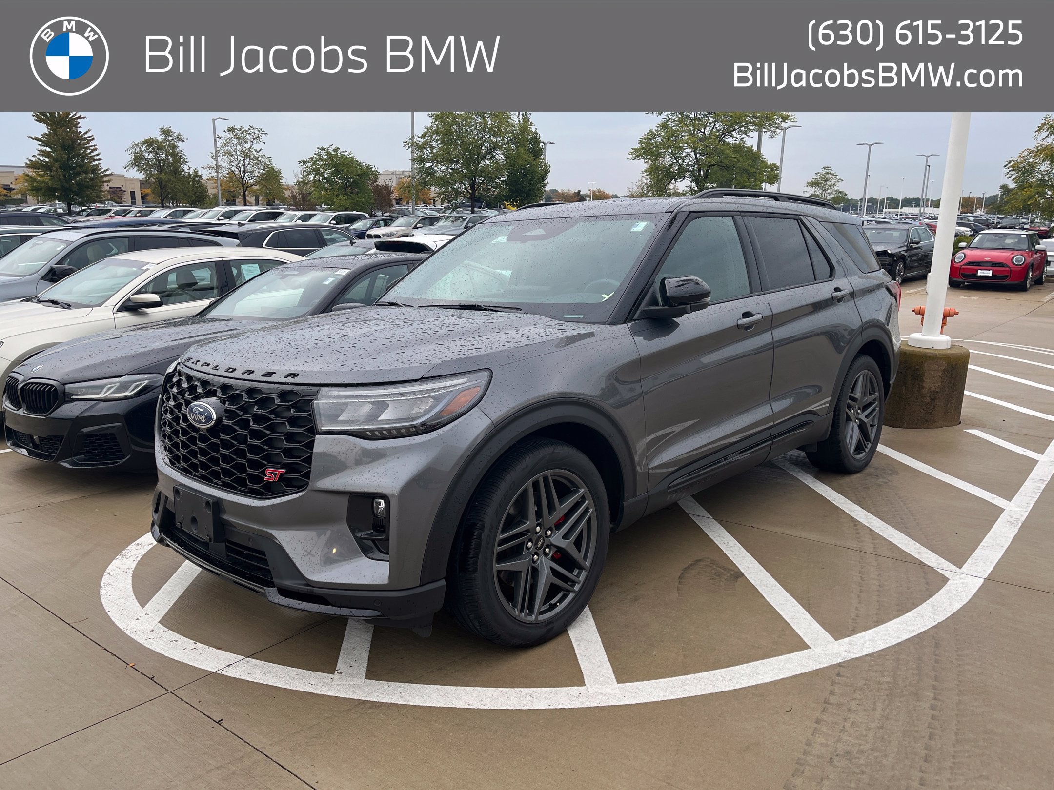 Used 2025 Ford Explorer ST AWD/4WD image 1
