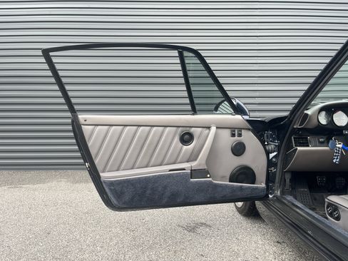 Used 1992 Porsche 911 Carrera image 58