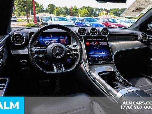 Used 2025 Mercedes-Benz GLC 43 AMG 4MATIC image 29
