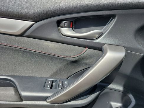 Used 2018 Honda Civic Si image 8