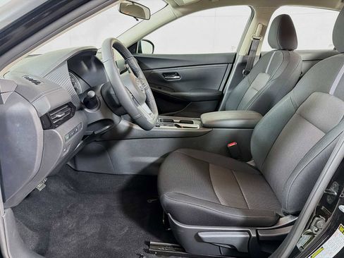 Certified 2025 Nissan Sentra SV w/ All-Weather Package image 17