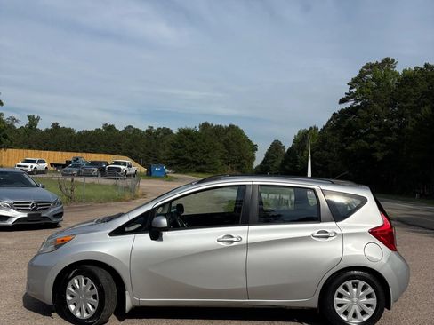 Used 2014 Nissan Versa Note SV FWD image 3