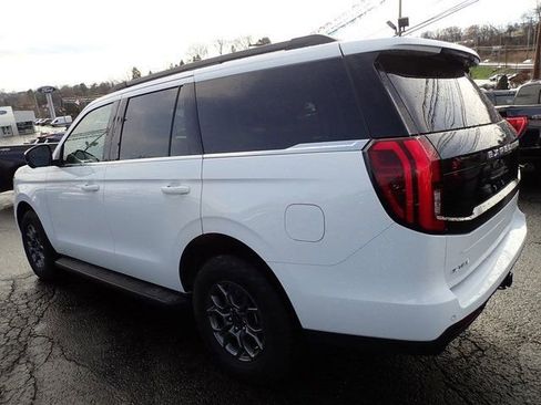 Certified 2025 Ford Expedition Active AWD/4WD image 5