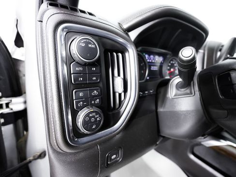 Used 2022 Chevrolet Silverado 3500 High Country w/ Z71 Off-Road Package AWD/4WD image 27