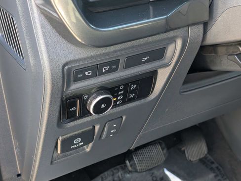 Certified 2023 Ford F150 XLT w/ Equipment Group 302A High image 27