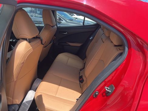 Used 2024 Lexus UX 250h FWD w/ Premium Package image 6