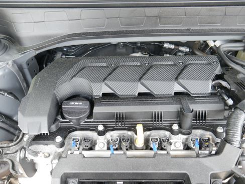 Used 2025 Hyundai Venue SEL FWD image 10