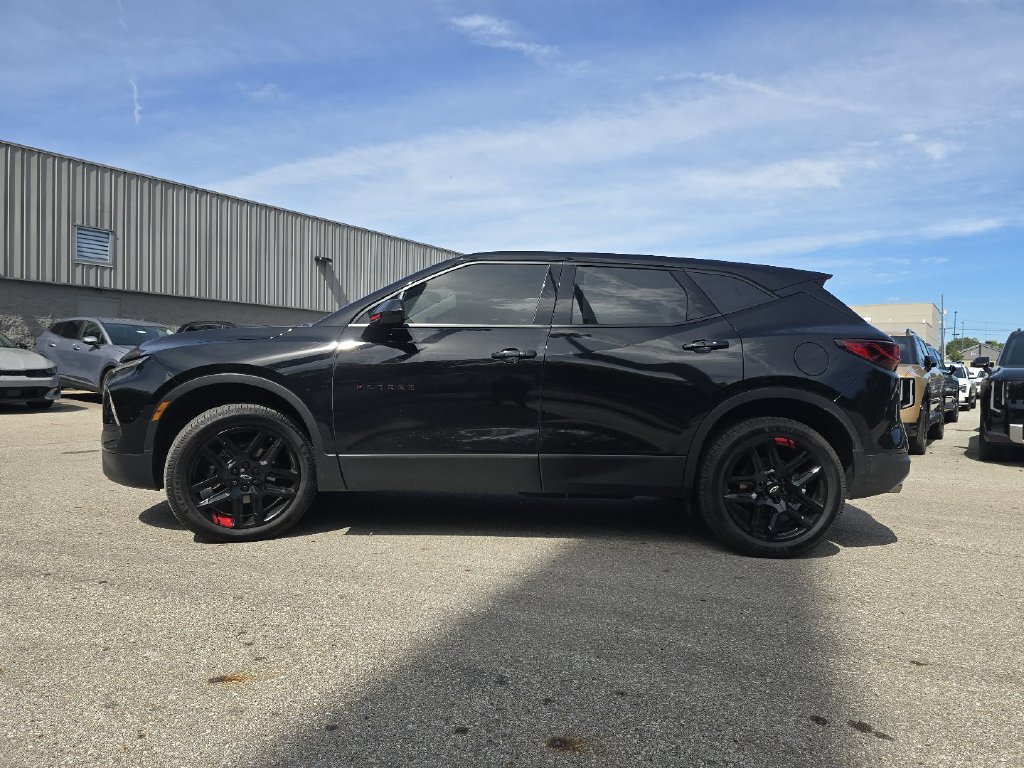 Used 2024 Chevrolet Blazer LT w/ Redline Edition FWD image 11