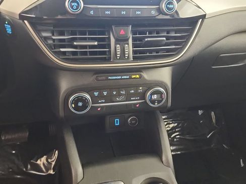 Used 2020 Ford Escape SE AWD/4WD image 16